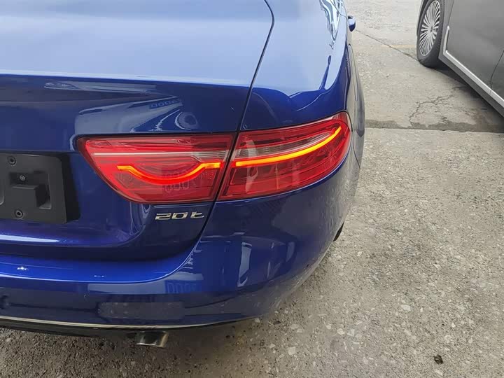 Jaguar XEL 2019 2.0 T 200 PS — фото 8