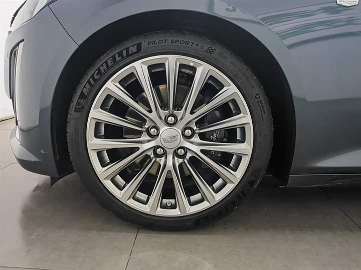 Cadillac CT 5 2021 28 T Premium — фото 17