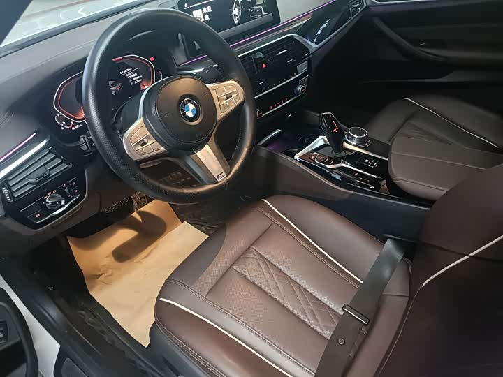 BMW 5 Series 525Li M спортпакет — фото 3