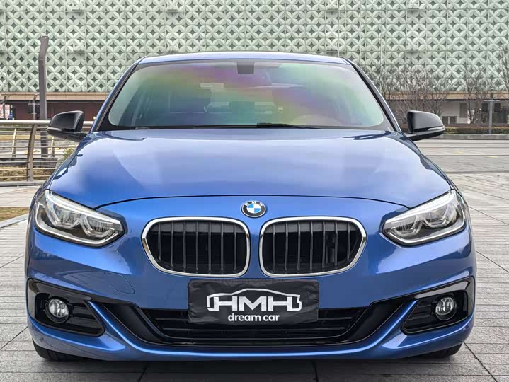 BMW 1-Series 2018 118i Sport — фото 2