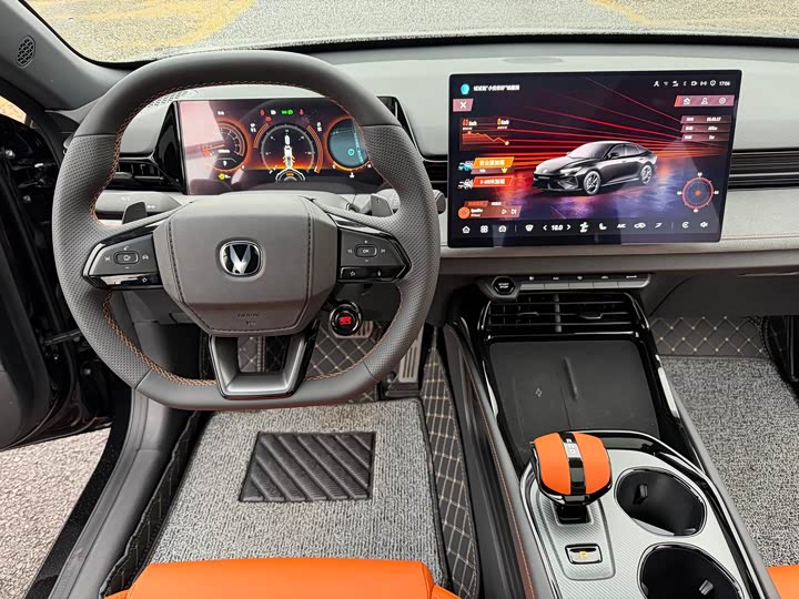 Changan UNI-V 2025 2.0 T — фото 18