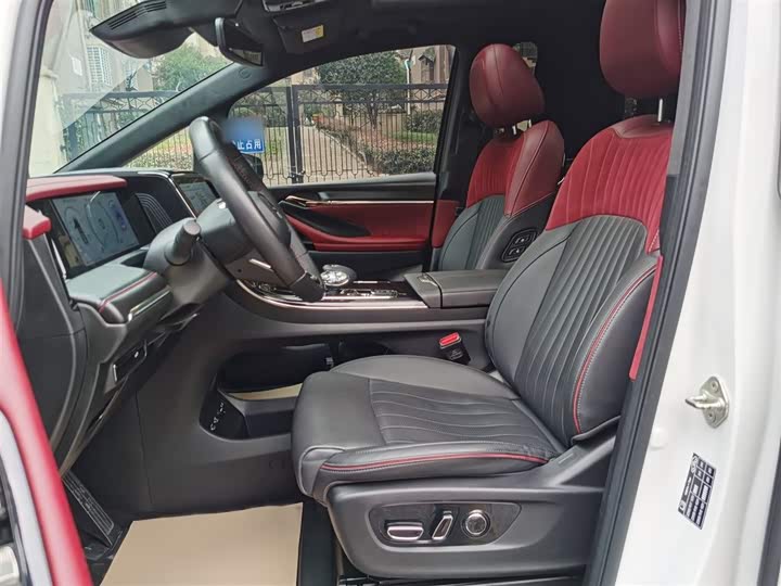 Trumpchi M8 2023 400 T — фото 14