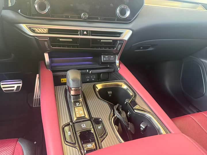 Lexus RX 2025 500h 4 WDF SPORT Performance — фото 6