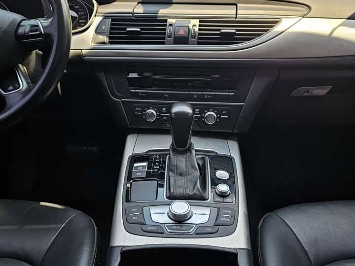Audi A6L 30 TFSI базовая — фото 12