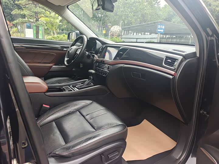 Trumpchi GS8 2017 320 T 2 WD ( ) — фото 6