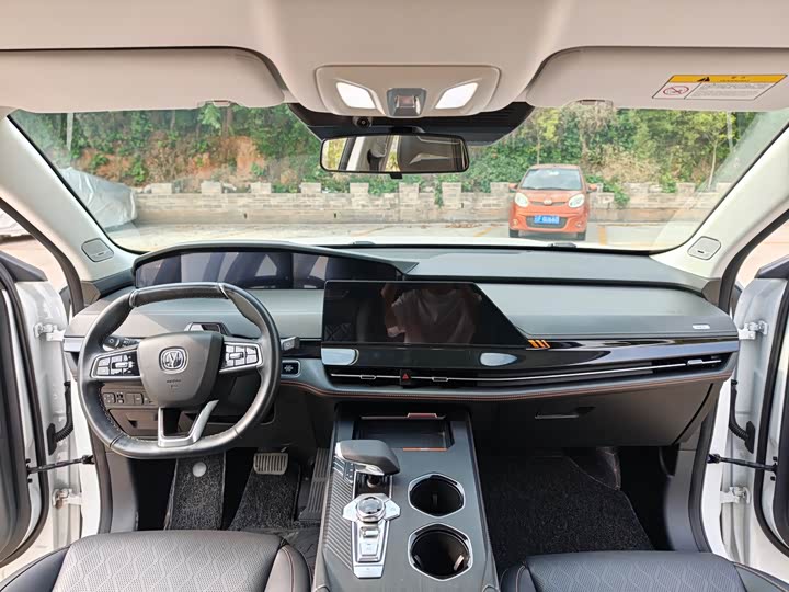 Changan UNI-K 2021 2.0 T Premium — фото 19