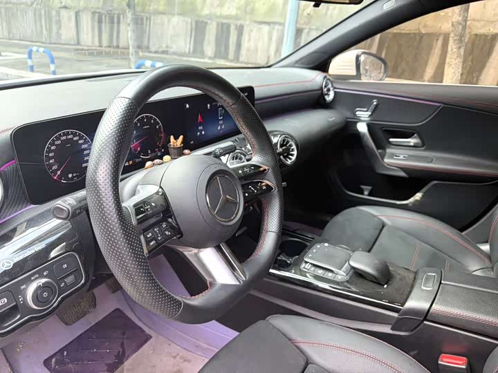 Mercedes-Benz A-Class 2023 A 200 L — фото 4