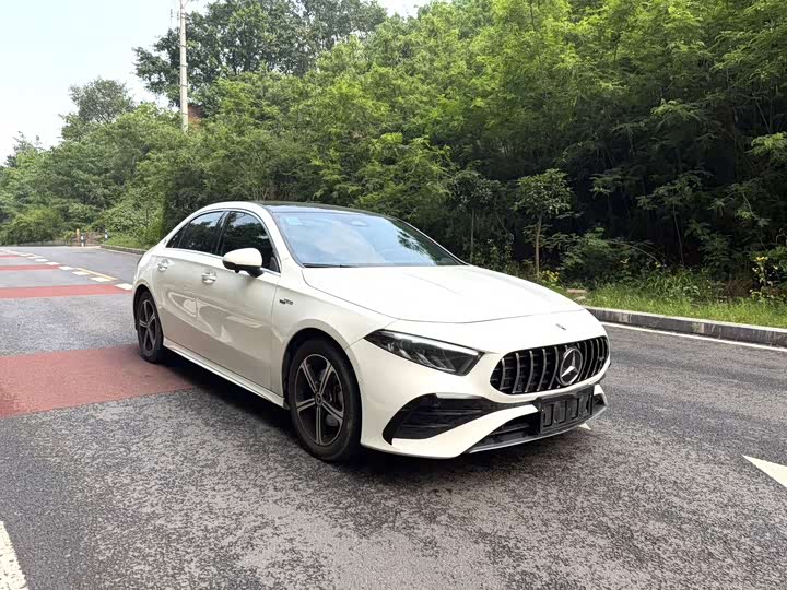 Mercedes-Benz A-Class 2023 A 200 L — фото 3