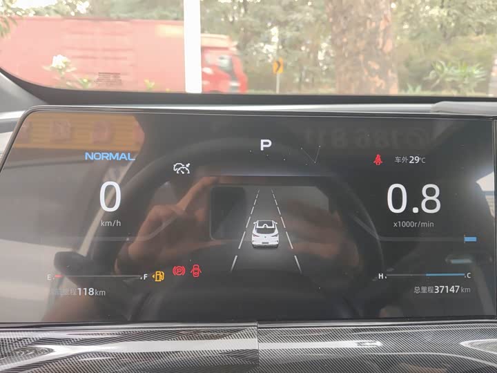 Changan UNI-T 2021 1.5 T Flagship — фото 20