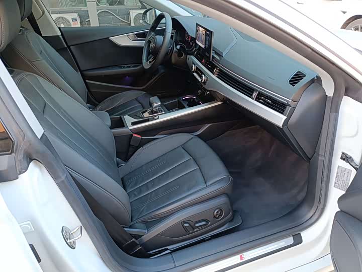 Audi A5 2021 Sportback 40 TFSI — фото 13