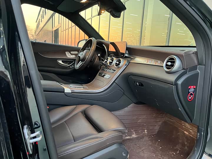 Mercedes-Benz GLC 2022 GLC 300 L 4 MATIC — фото 13