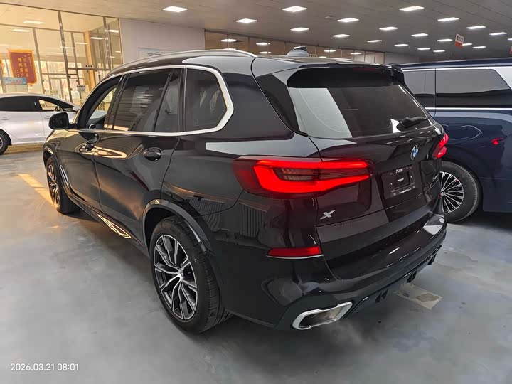 BMW X5 2023 x Drive 30 Li M — фото 6