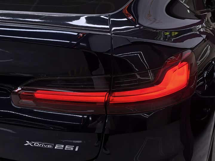 BMW X4 2019 x Drive 25i M — фото 33