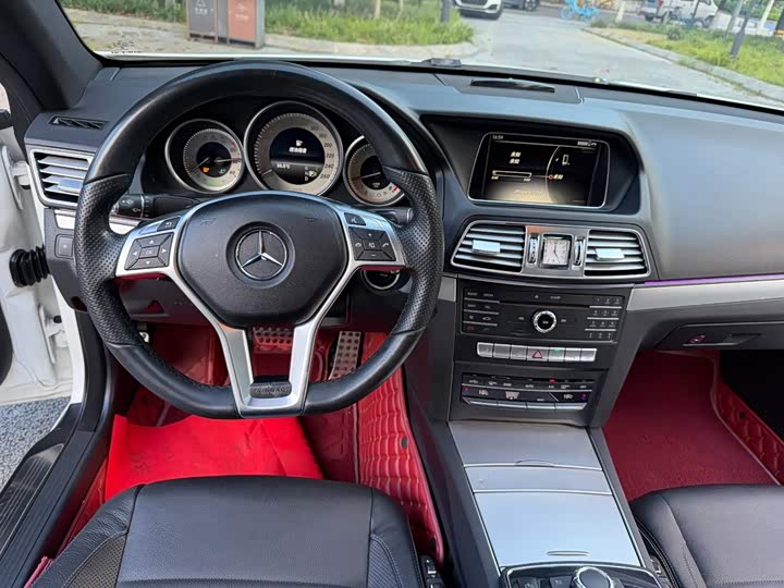 Mercedes-Benz E-Class E 200 — фото 15
