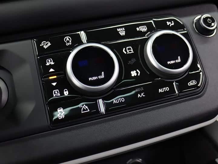 Land Rover Defender — фото 25