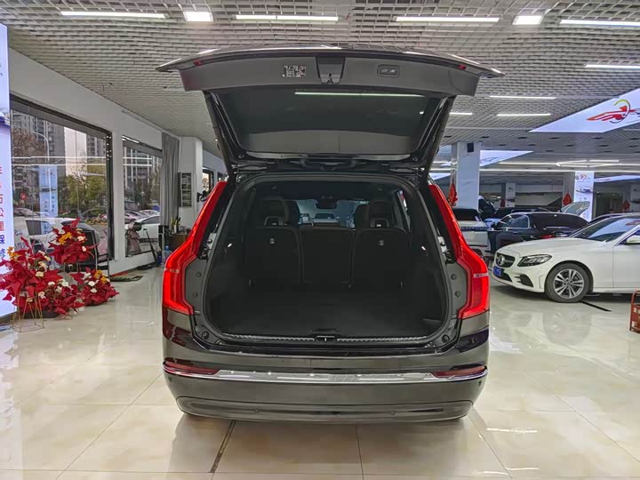 Volvo XC90 2024 B 5 — фото 14