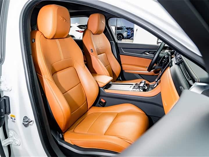 Jaguar XFL 2024 2.0 T P 300 4 WD — фото 22