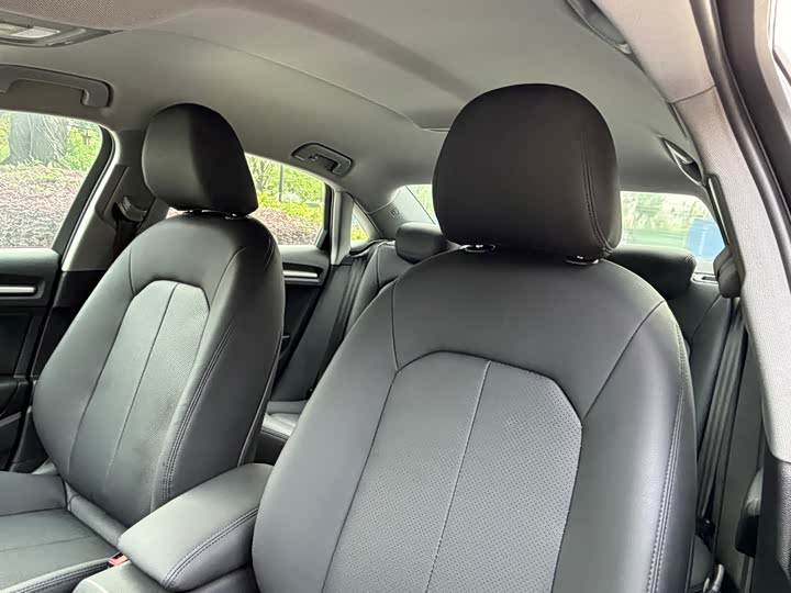 Audi A3 2019 Limousine 35 TFSI VI — фото 7