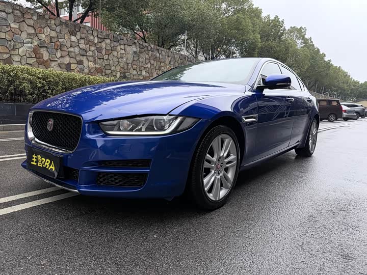Jaguar XEL 2019 2.0 T 200 PS — фото 1
