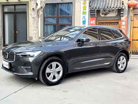 Volvo XC60 2022 B 5 4 WD — фото 14