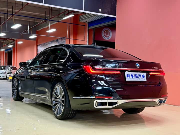 BMW 7 Series 740Li продвинутая люкс-пакет — фото 4