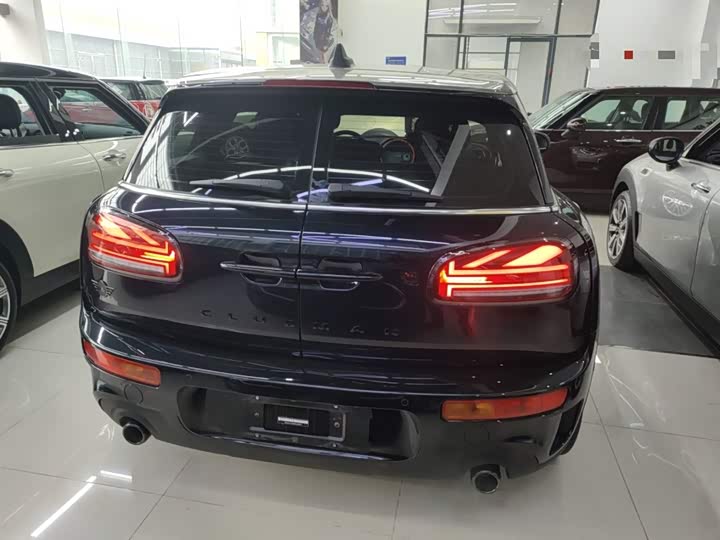 MINI Clubman — фото 4