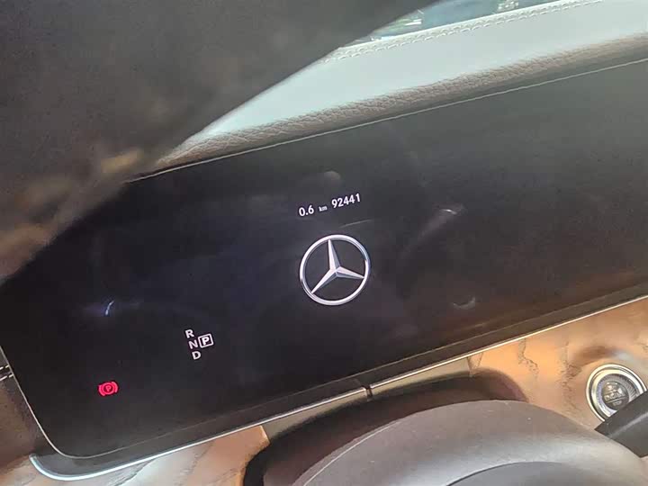 Mercedes-Benz E-Class 2020 E 300 L — фото 6