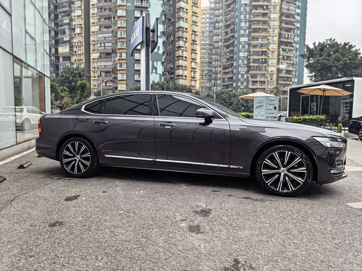 Volvo S90 2023 B 5 — фото 4