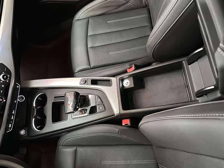 Audi A4L 2020 40 TFSI — фото 21