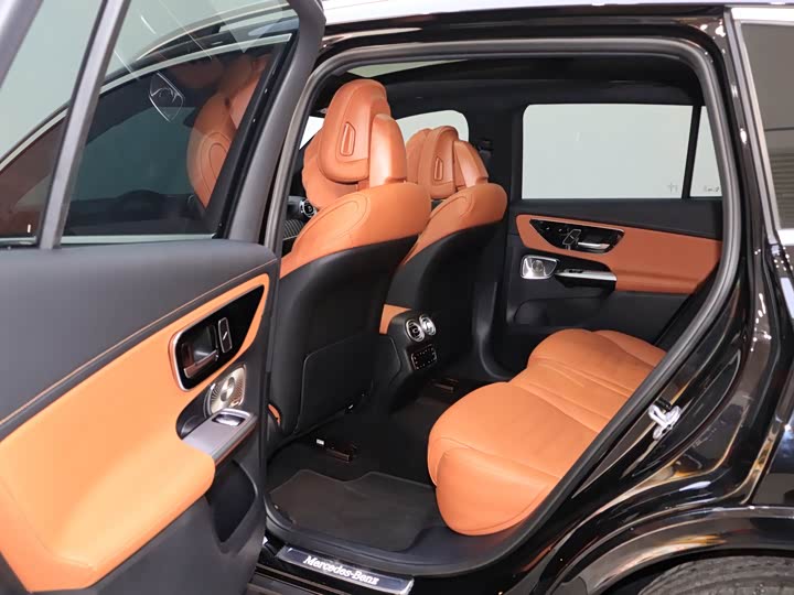 Mercedes-Benz GLC 2024 GLC 260 L 4 MATIC Luxury 5 — фото 16