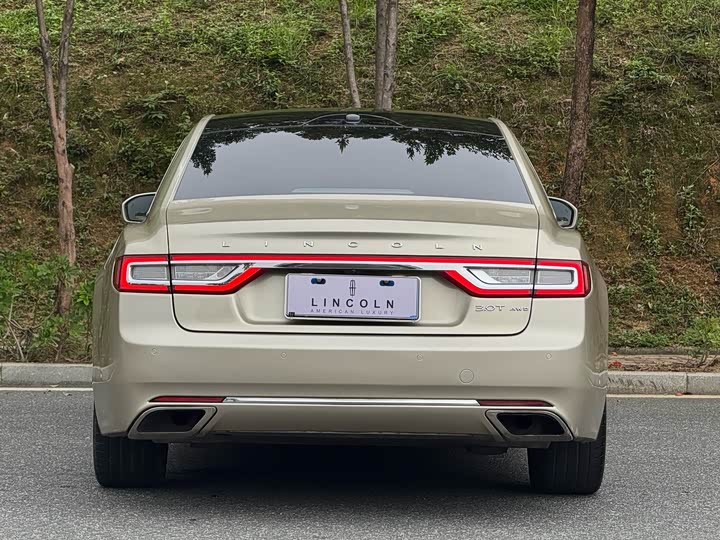 Lincoln Continental — фото 8