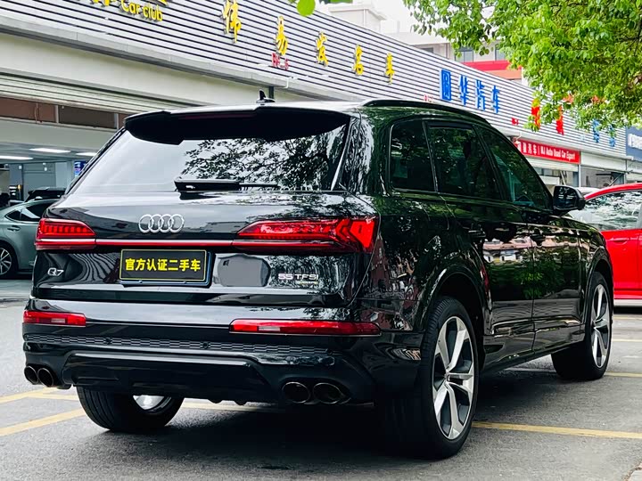 Audi Q7 2022 55 TFSI quattro S line Premium — фото 6