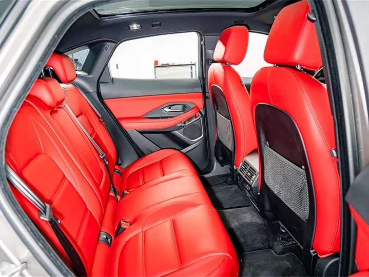 Jaguar E-PACE 2024 R-DYNAMIC S — фото 21