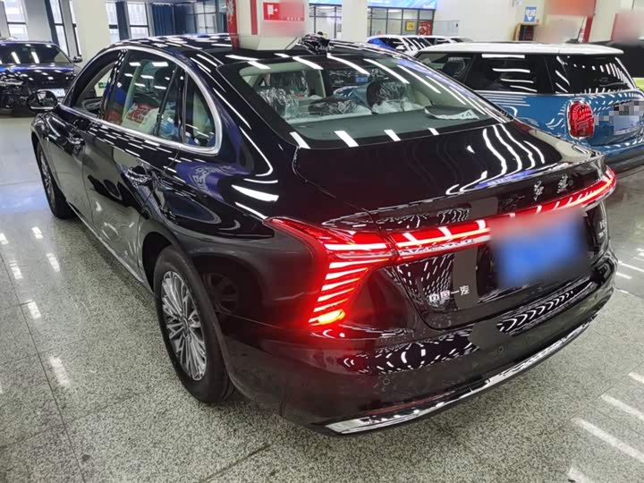 Hongqi H5 2025 1.5 T DCT — фото 23