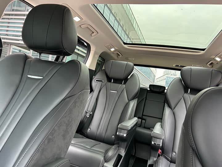 Hongqi HQ9 PHEV 2024 2.0 T 4 WD — фото 12
