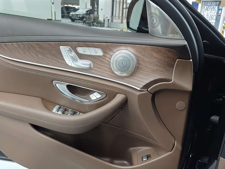 Mercedes-Benz E-Class рестайлинг E 300 L стиль — фото 11