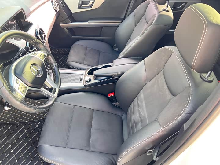 Mercedes-Benz GLK-Class 2015 GLK 260 4 MATIC — фото 10