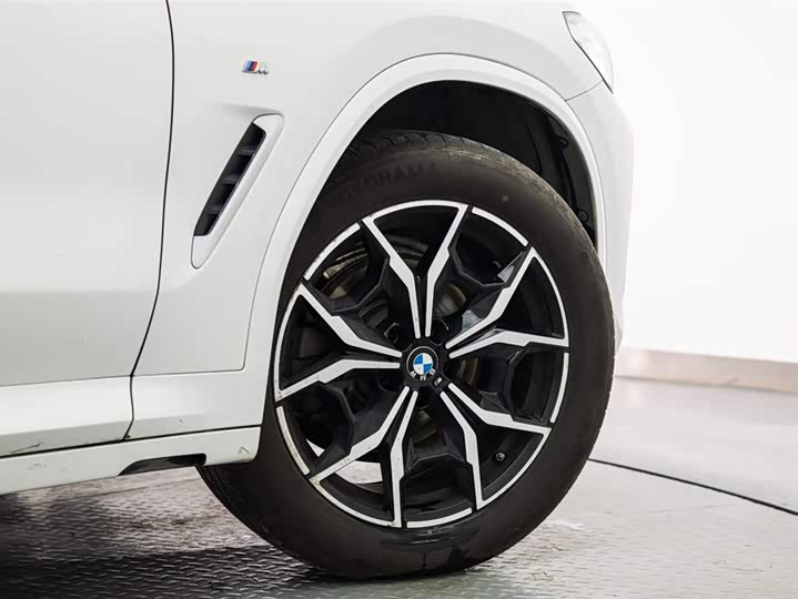 BMW X3 2022 x Drive 25i M — фото 17