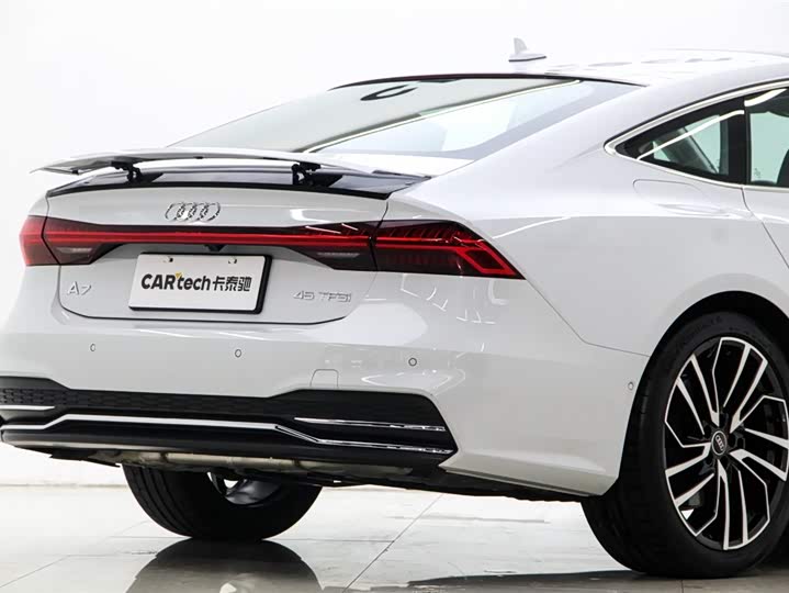 Audi A7 2024 45 TFSI — фото 32