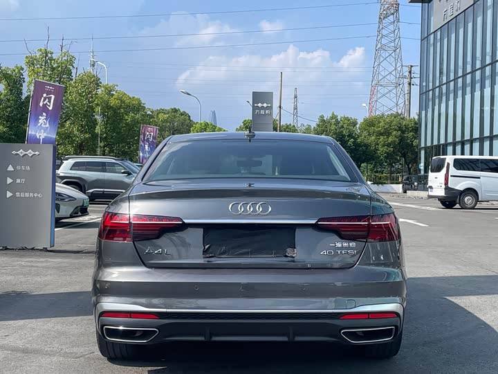 Audi A4L 40 TFSI стиль-динамик — фото 15