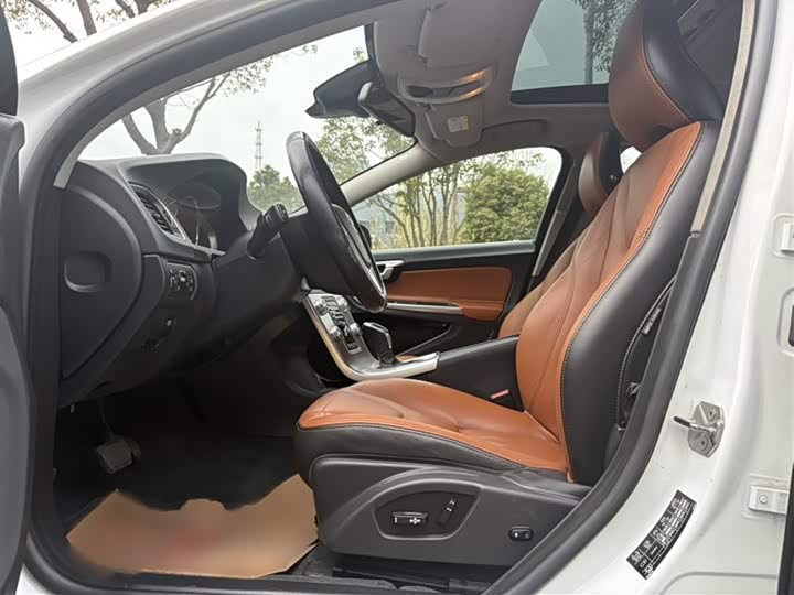 Volvo S60 2017 S 60 L T 4 — фото 14