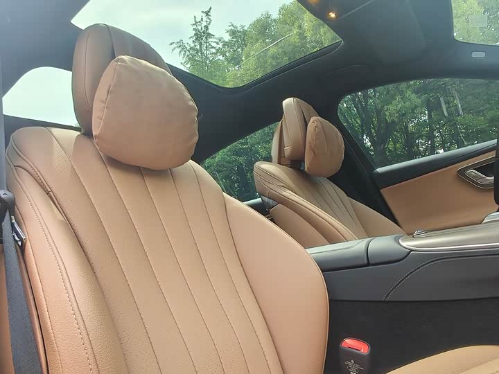 Mercedes-Benz E-Class 2025 E 300 L — фото 13