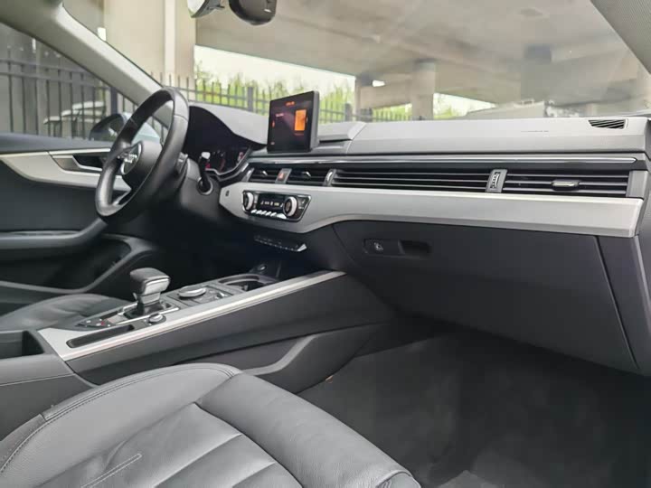 Audi A5 2017 Sportback 40 TFSI — фото 11