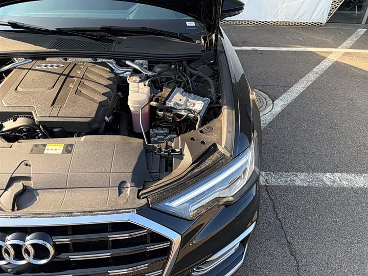Audi A6L 2025 45 TFSI — фото 8