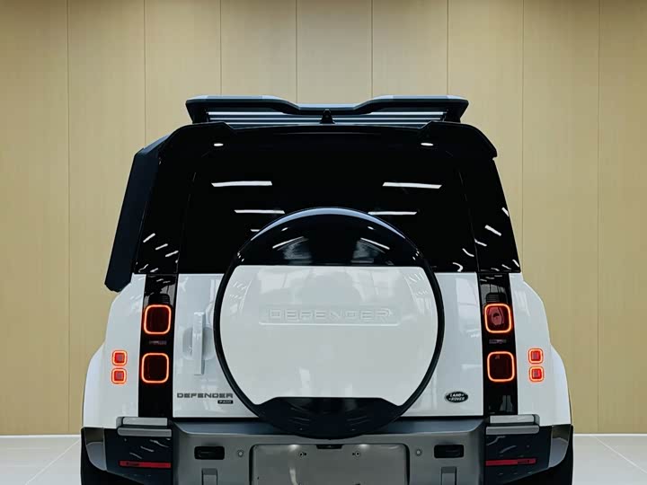 Land Rover Defender — фото 5
