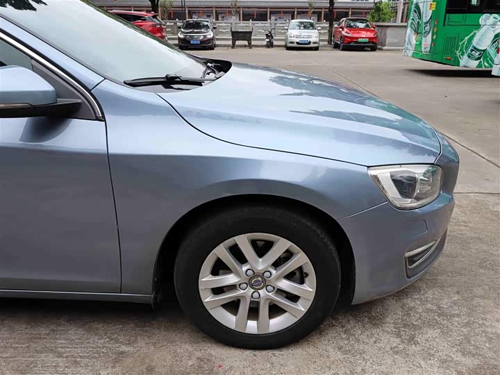 Volvo S60 2018 S 60 L T 3 — фото 30