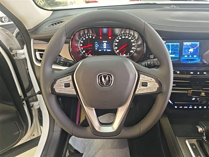 Changan CS35 PLUS 2019 1.4 T DCT — фото 10