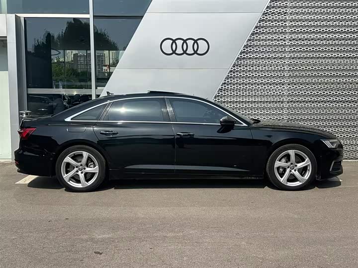 Audi A6L 2021 45 TFSI quattro — фото 3