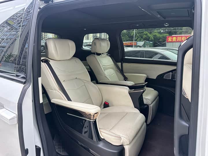 Trumpchi M8 2023 — фото 16