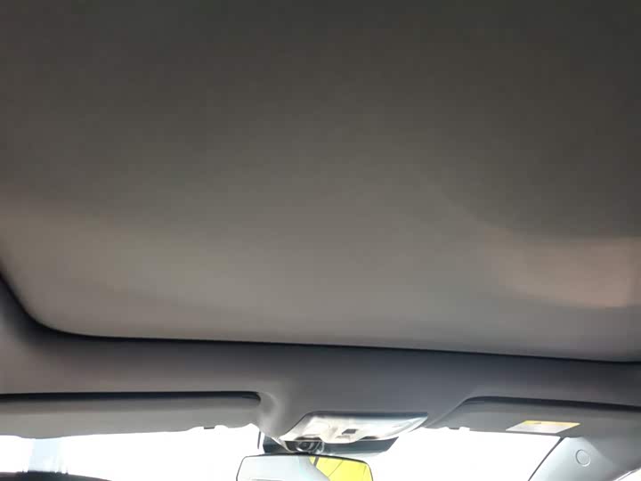 Changan UNI-T 2023 1.5 T Premium — фото 18
